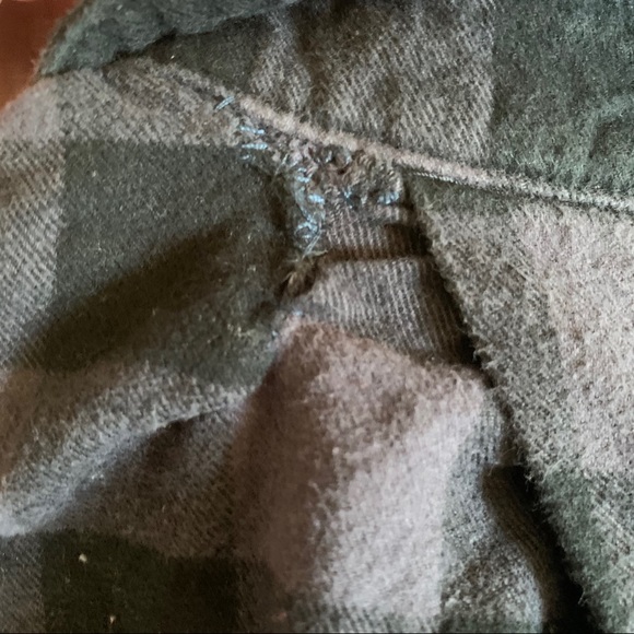 Saga plaid flannel button down - Picture 4 of 5